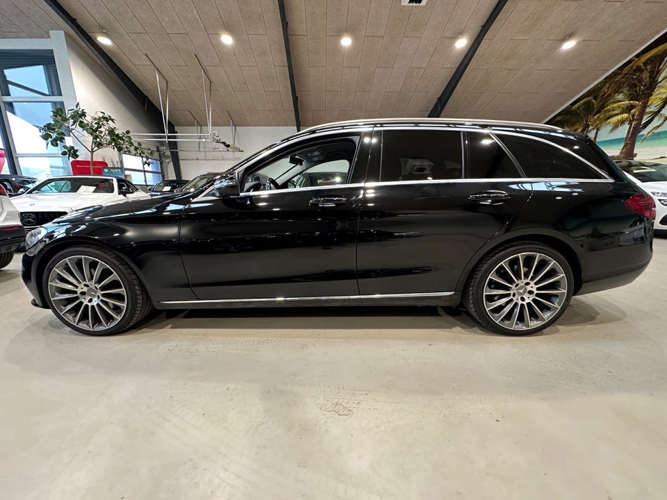 Mercedes C220 d 2,0 Advantage stc. aut. 5d