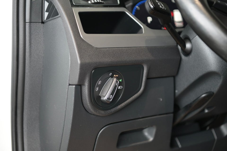 VW Touran 2,0 TDi 150 Highline DSG Van 5d