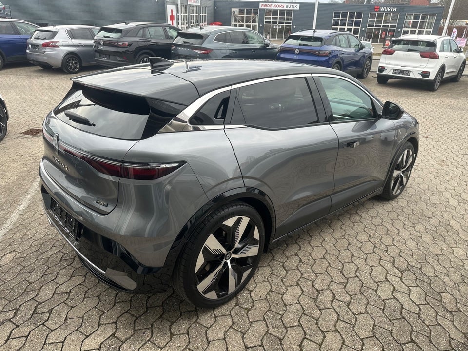 Renault Megane E-Tech 60 Techno 5d