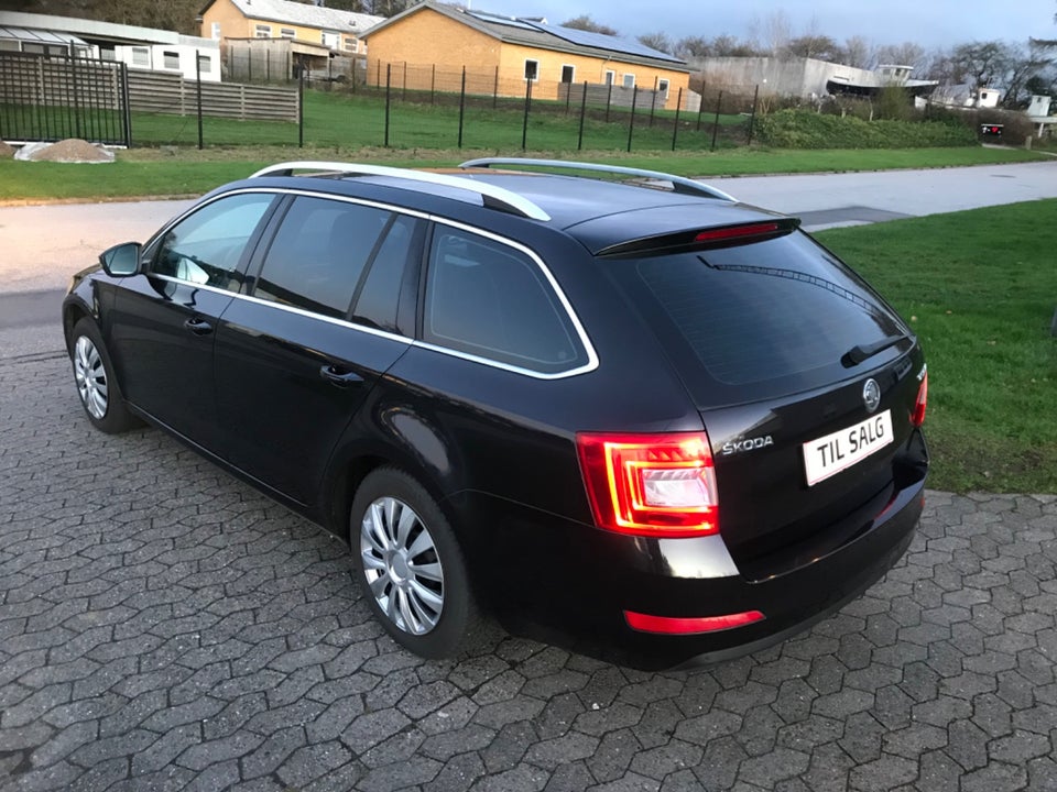 Skoda Octavia 1,4 TSi 140 Elegance Combi 5d