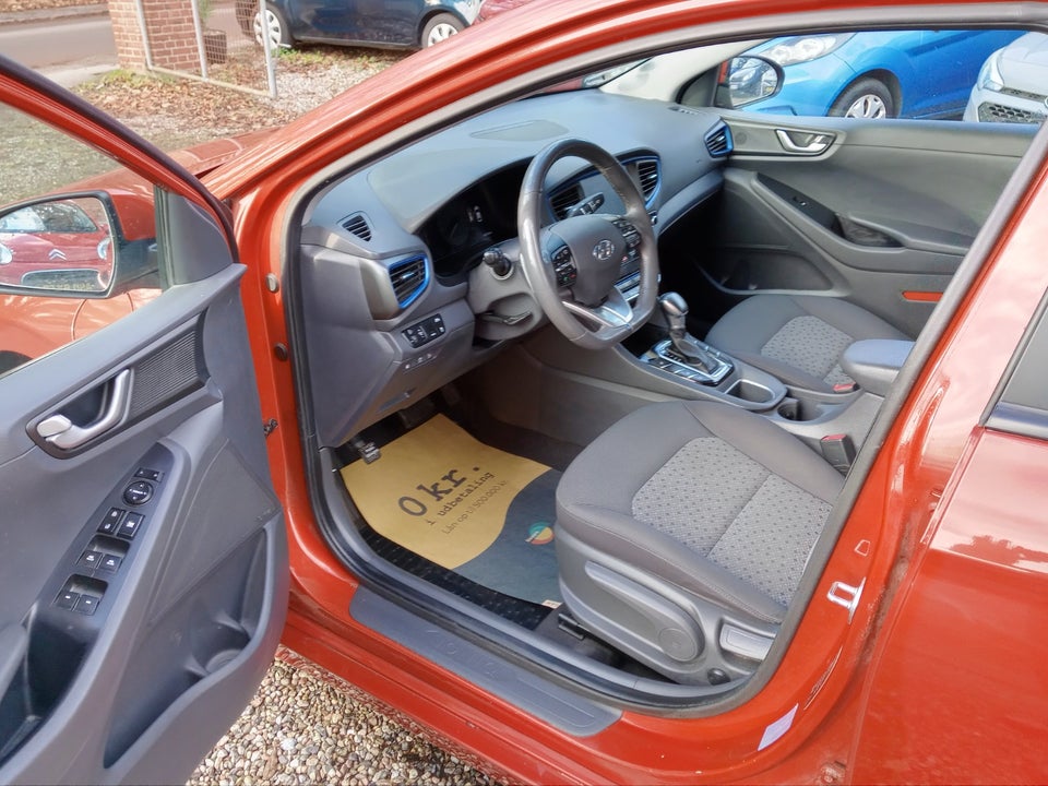 Hyundai Ioniq 1,6 PHEV Trend DCT 5d