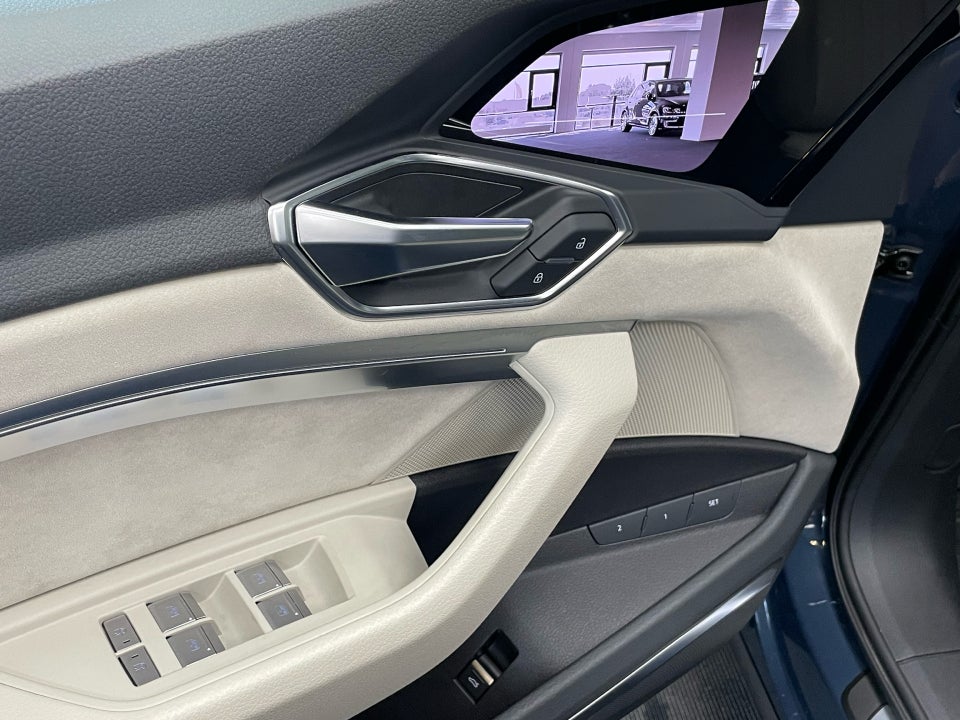 Audi e-tron 55 S-line Sportback quattro 5d