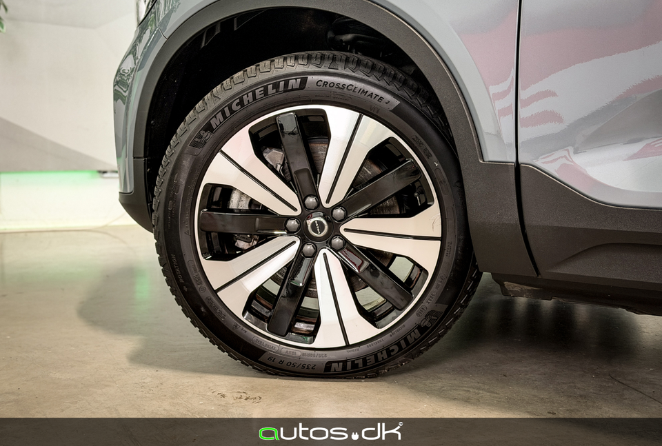 Volvo XC40 P6 ReCharge Plus 5d