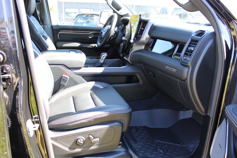 Dodge RAM 1500 3,0 RHO aut. 4d