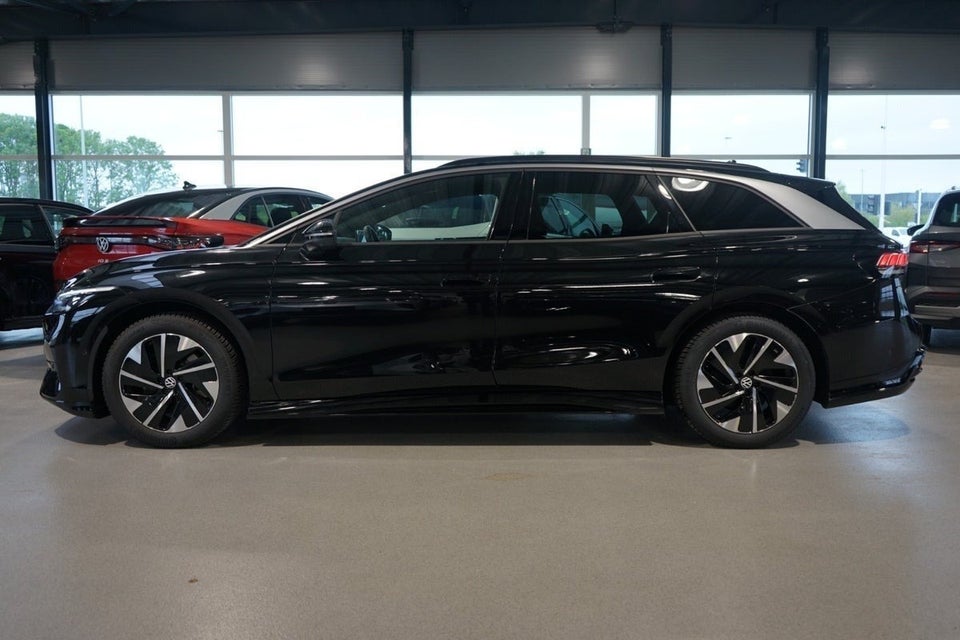 VW ID.7 77 Pro Tourer 5d