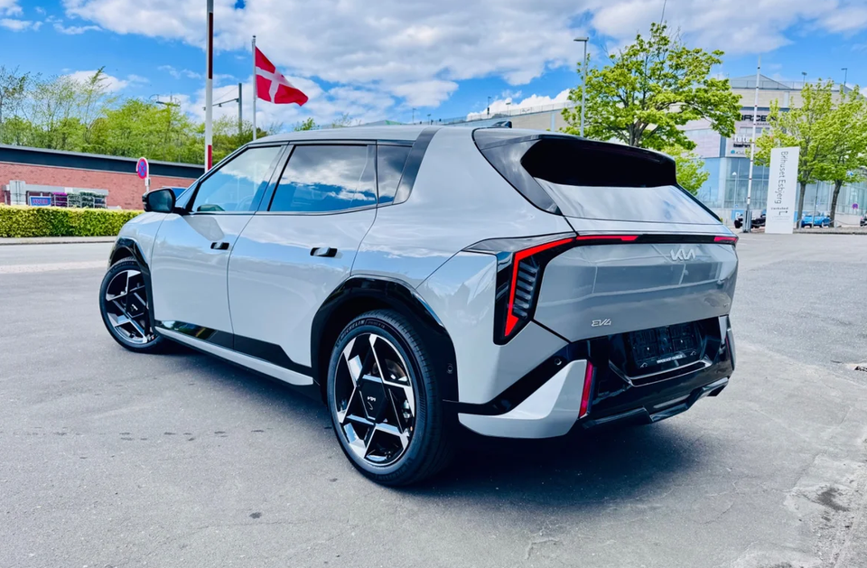 Kia EV4 81 Long Range GT-Line 5d