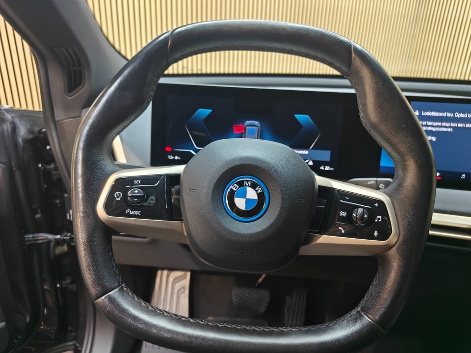 BMW iX xDrive40 Sport 5d