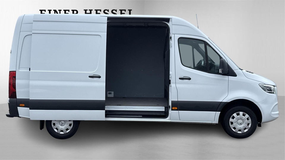 Mercedes Sprinter 317 2,0 CDi A2 Kassevogn aut. RWD