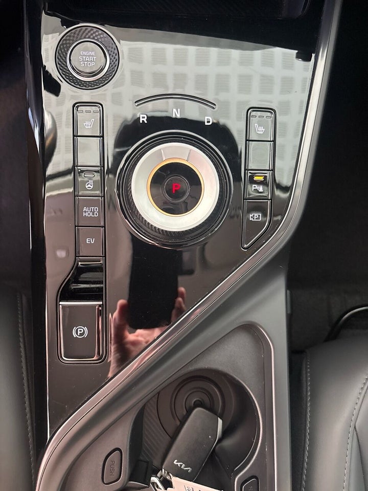 Kia Niro 1,6 PHEV Prestige DCT 5d