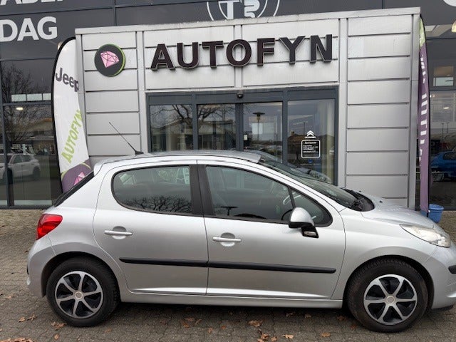 Peugeot 207 1,4 XR+ 5d