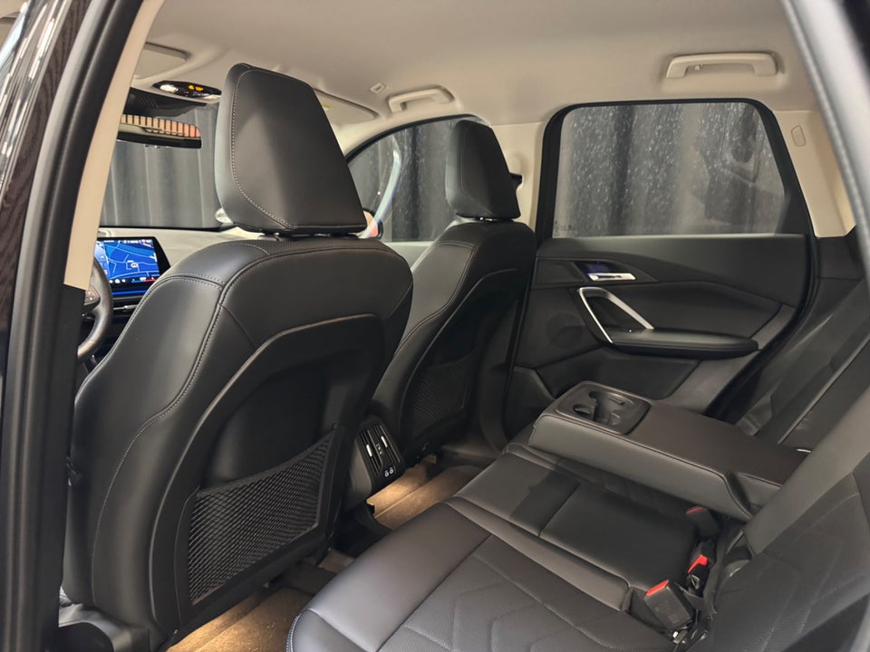 BMW iX1 eDrive20 X-Line 5d