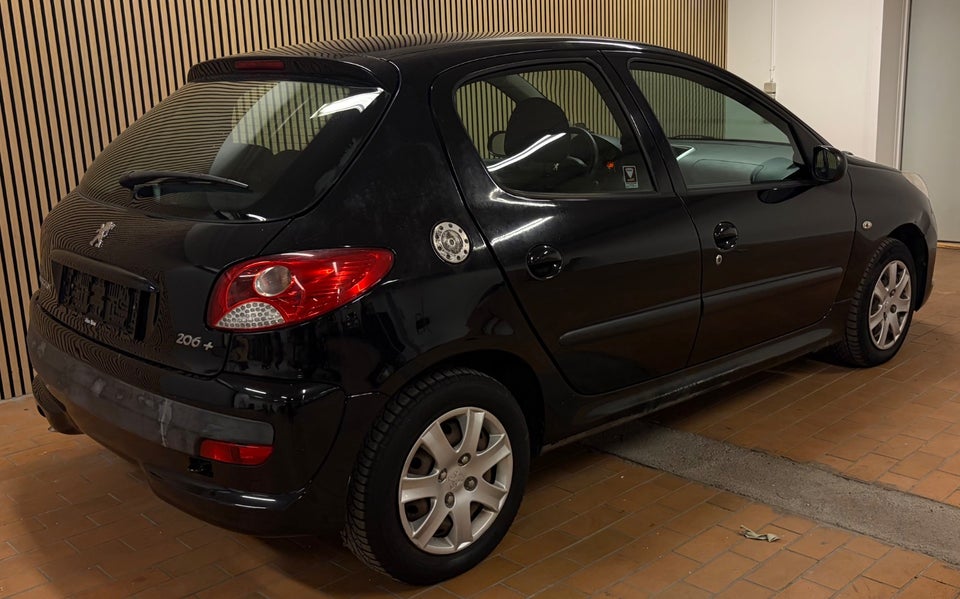 Peugeot 206+ 1,4 Comfort 5d