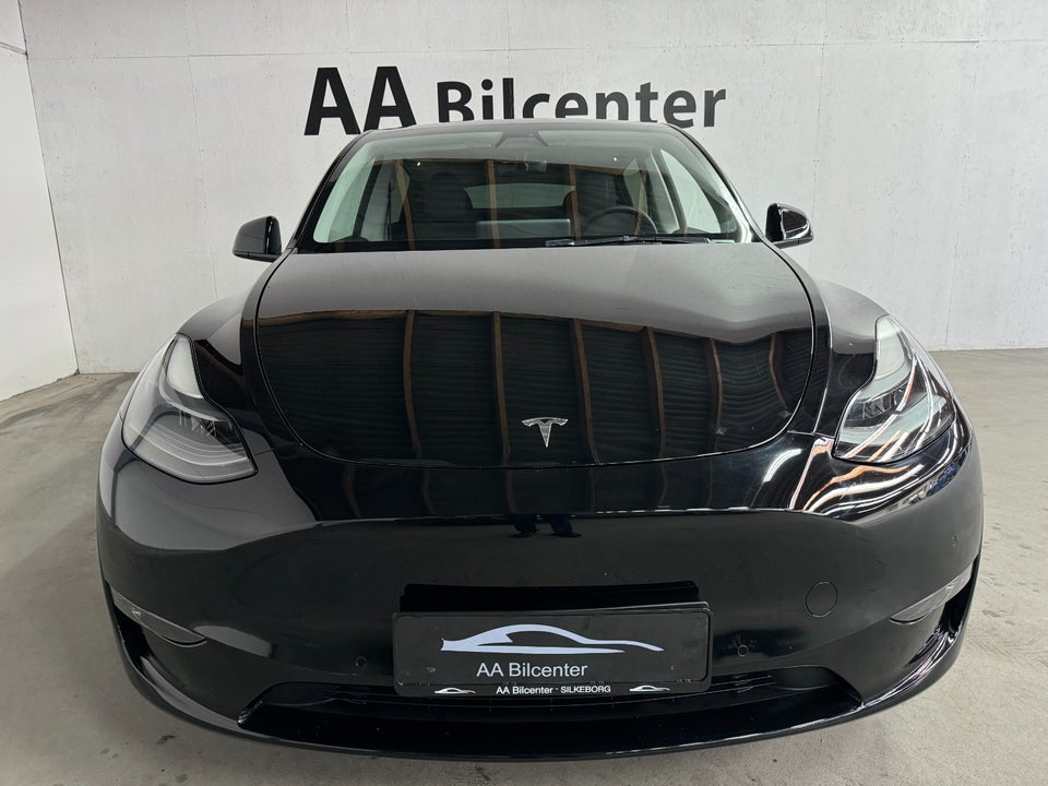 Tesla Model Y Long Range AWD 5d