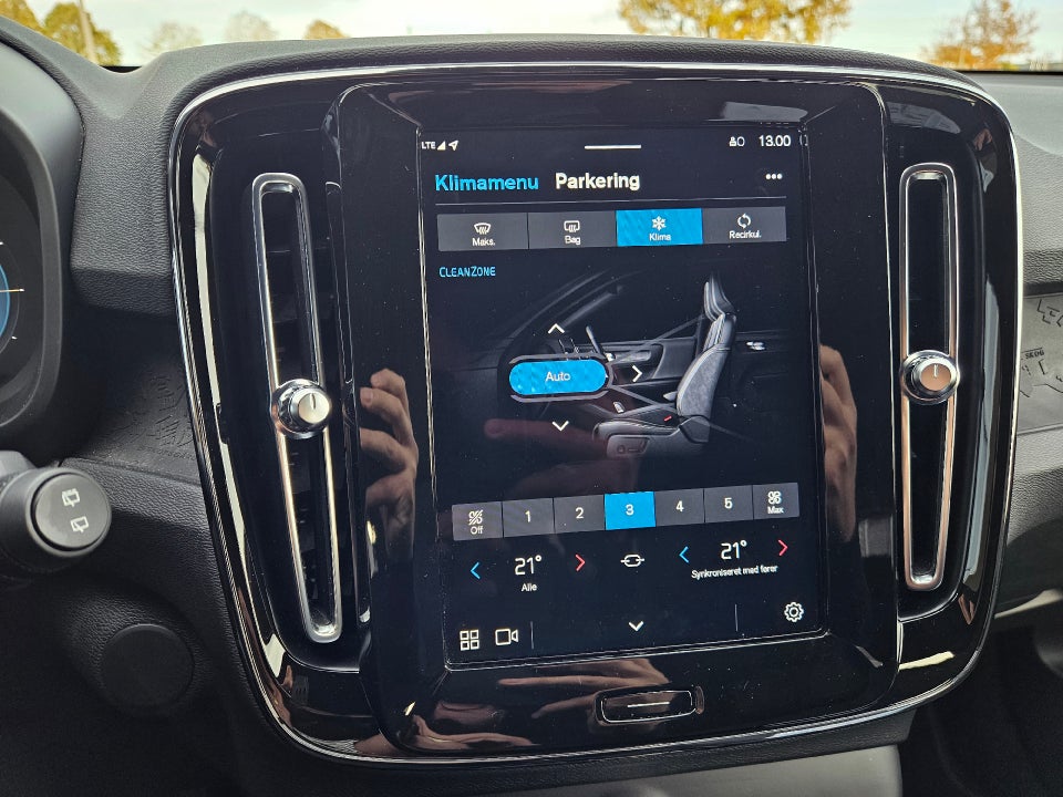 Volvo XC40 P6 ReCharge Pro 5d