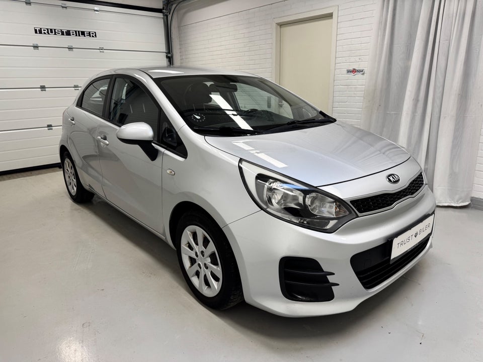 Kia Rio 1,4 CVVT Style 5d