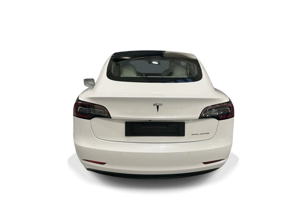 Tesla Model 3 Long Range AWD 4d