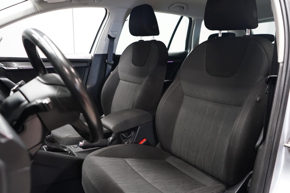 Skoda Octavia 2,0 TDi 150 Ambition Combi DSG 5d