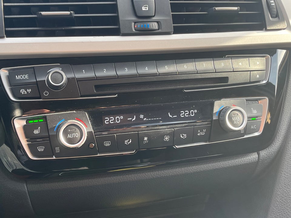 BMW 320d 2,0 Touring Advantage aut. 5d