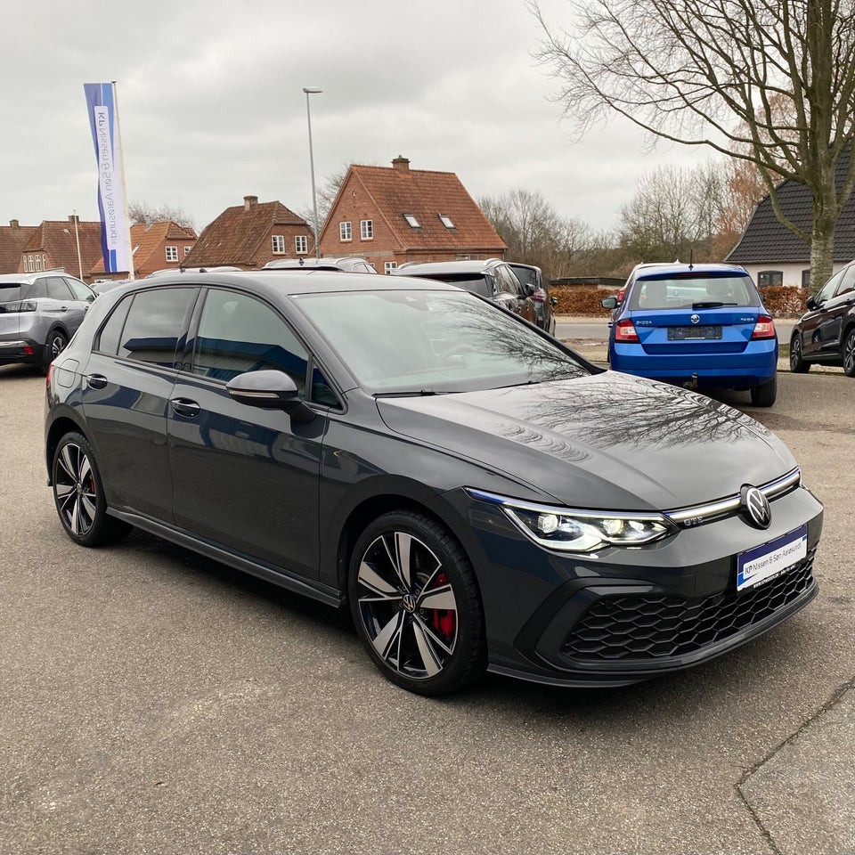 VW Golf VIII 1,4 GTE DSG 5d