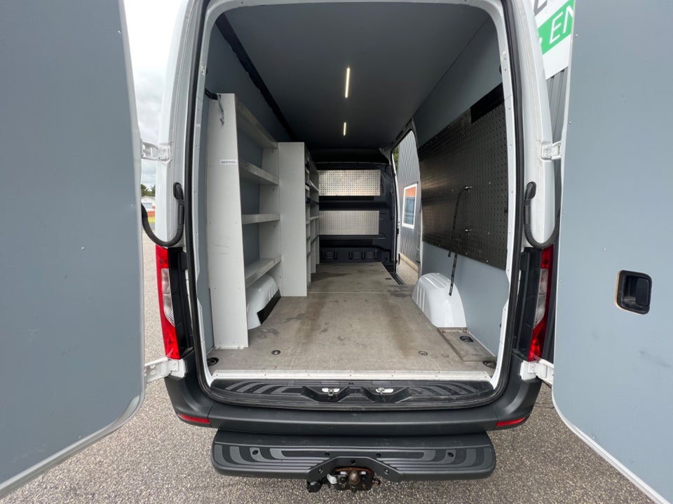 Mercedes Sprinter 317 2,0 CDi A2 Kassevogn aut. RWD