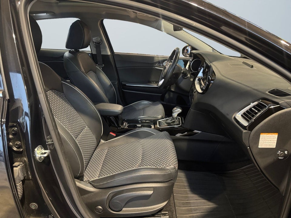 Kia XCeed 1,6 PHEV Upgrade DCT 5d