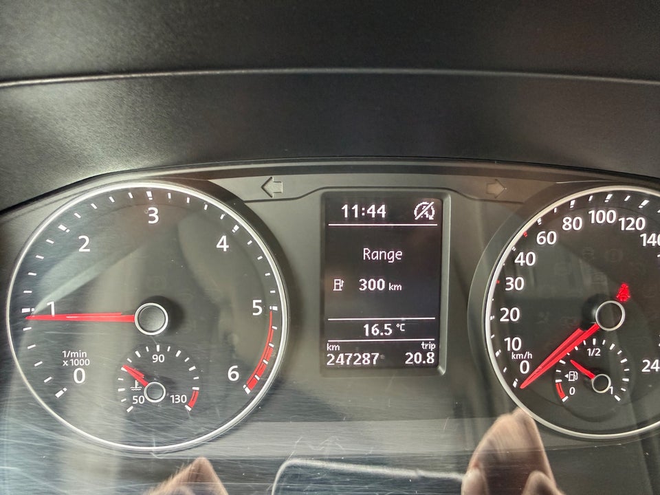 VW Transporter 2,0 TDi 150 Kassevogn DSG lang