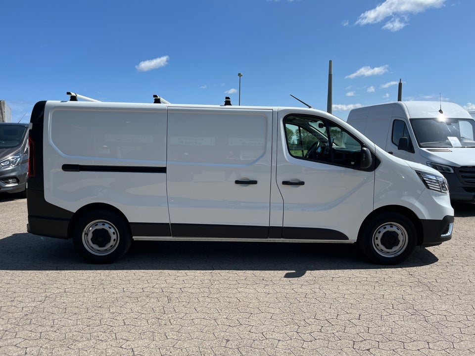 Renault Trafic 2,0 dCi 130 L2H1