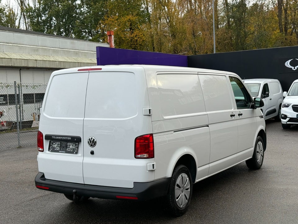 VW Transporter 2,0 TDi 150 Kassevogn DSG lang