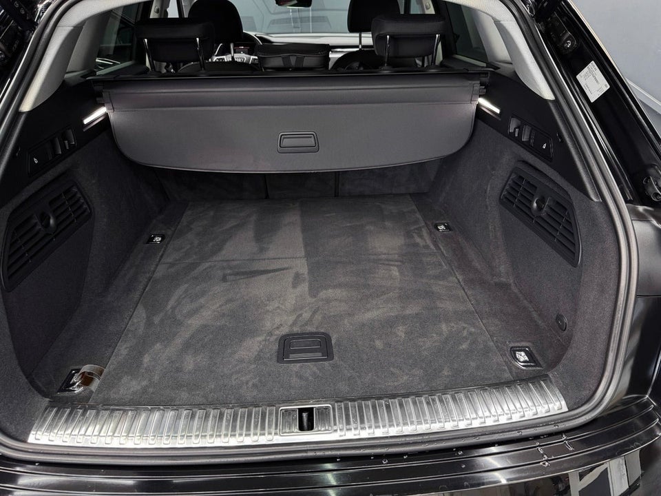 Audi e-tron 55 Advanced quattro 5d