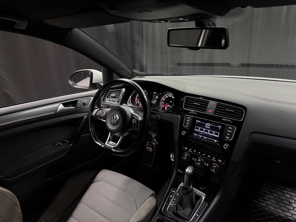 VW Golf VII 1,4 TSi 140 R-line DSG BMT 5d