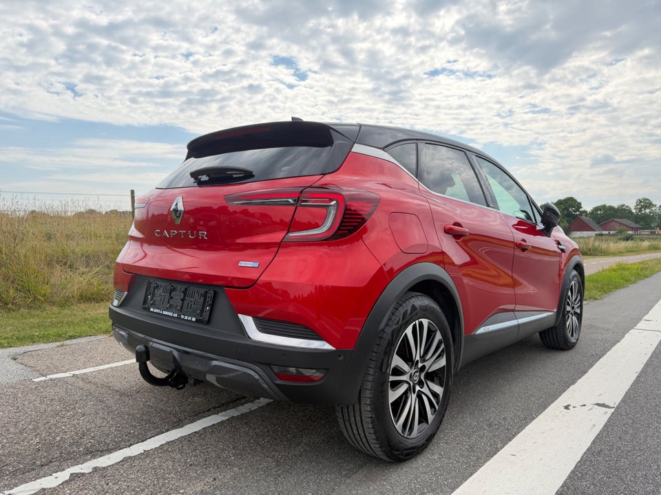 Renault Captur 1,6 E-Tech Initiale Paris 5d