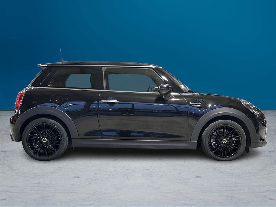 MINI Cooper SE Camden 3d