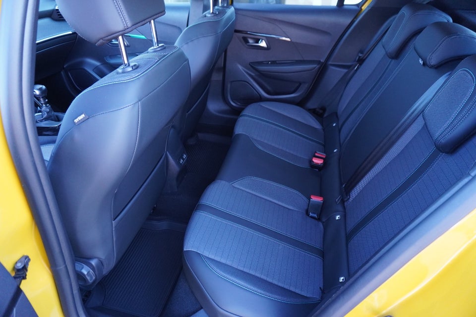 Peugeot 208 1,2 PureTech 100 Allure 5d