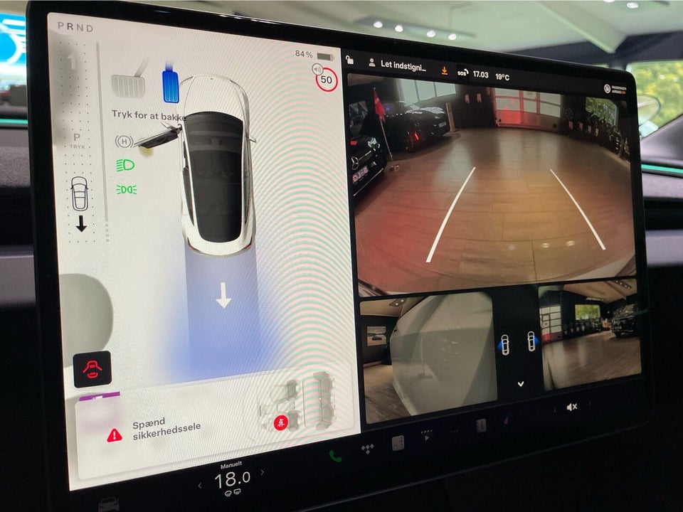 Tesla Model 3 Long Range AWD 4d