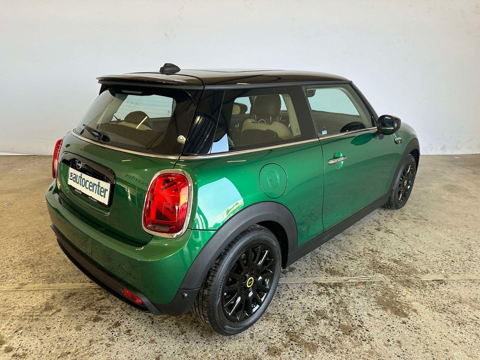 MINI Cooper SE Classic Trim 3d