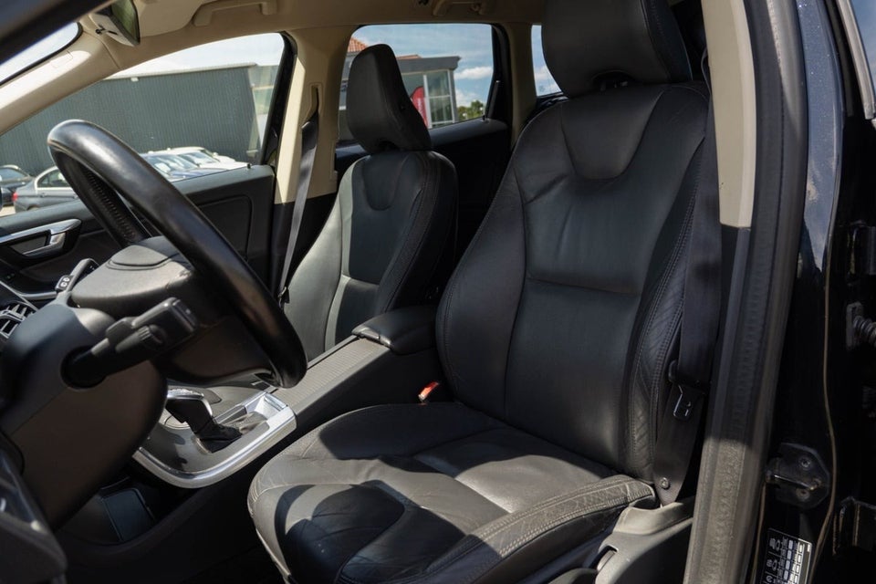 Volvo XC60 2,0 D4 163 Summum aut. 5d