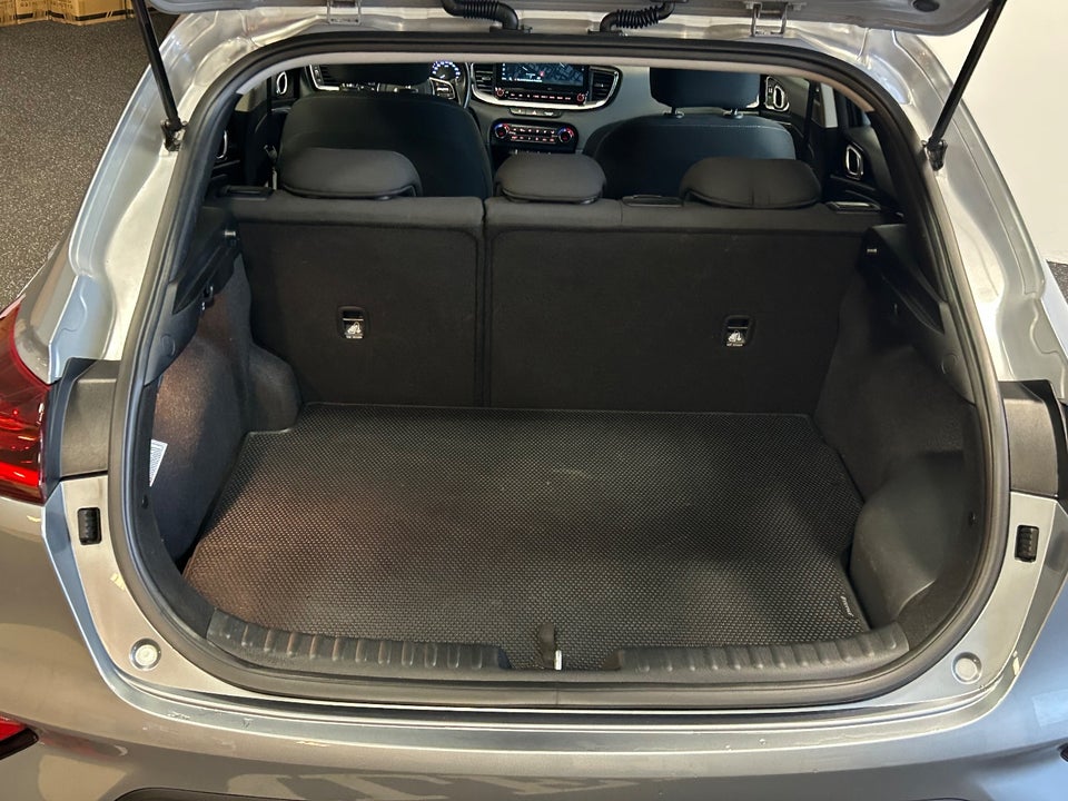 Kia XCeed 1,6 PHEV Prestige DCT 5d