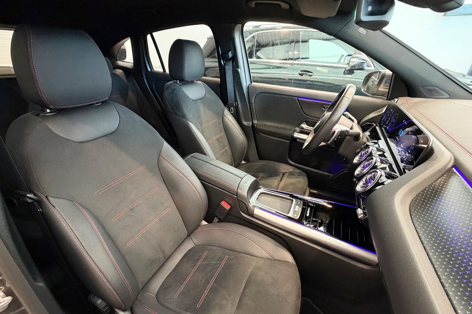 Mercedes EQA350 AMG Line 4Matic 5d