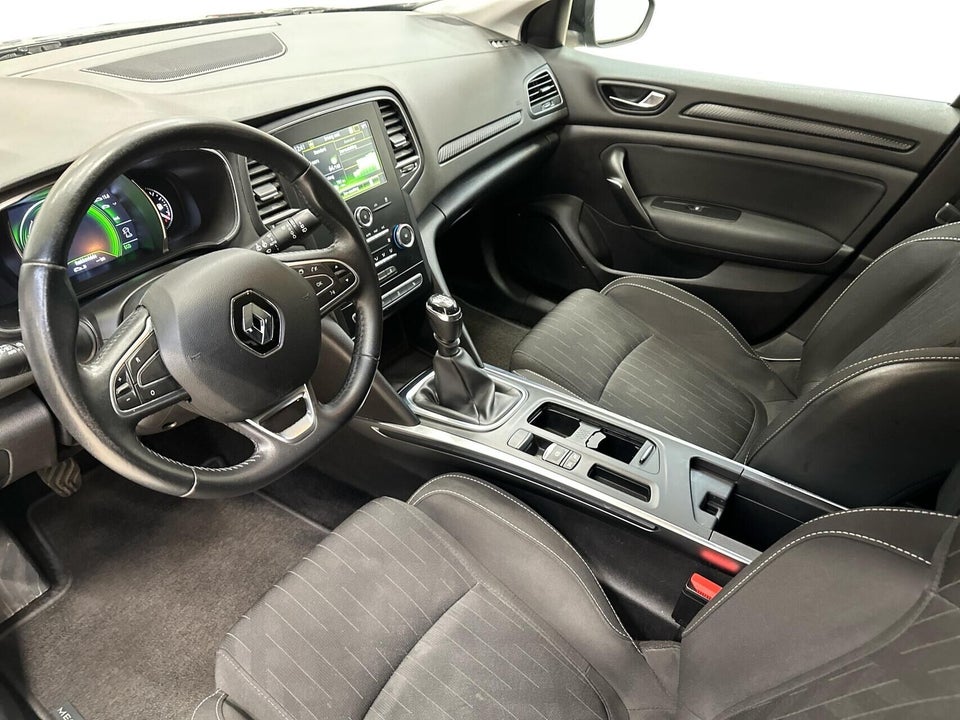 Renault Megane IV 1,3 TCe 140 Zen 5d