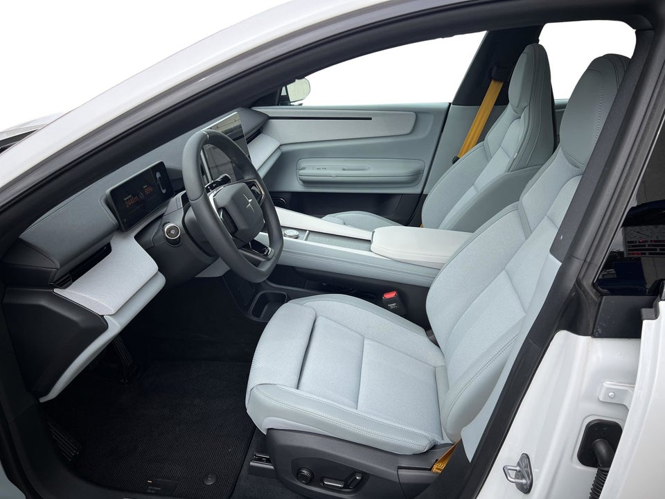 Polestar 4 Long Range Performance AWD 5d