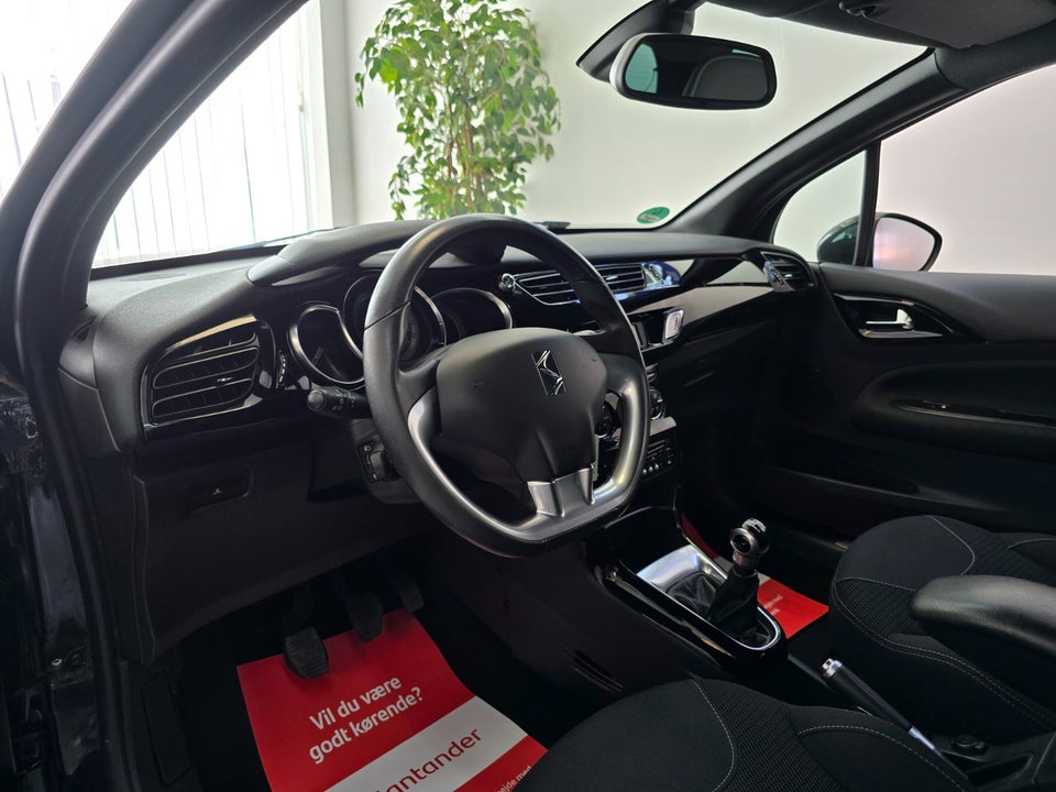 Citroën DS3 1,6 e-HDi 90 Style 3d