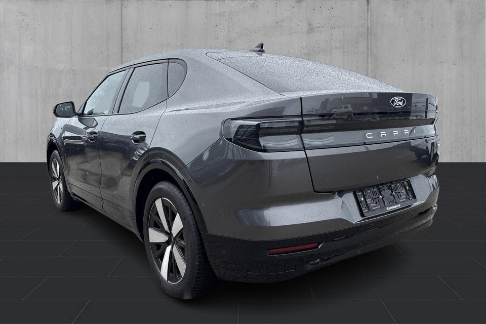 Ford Capri 77 Select Extended Range 5d