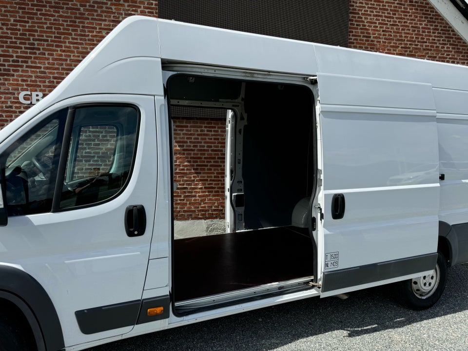 Fiat Ducato 35 Maxi 3,0 MJT 180 Kassevogn L4H3