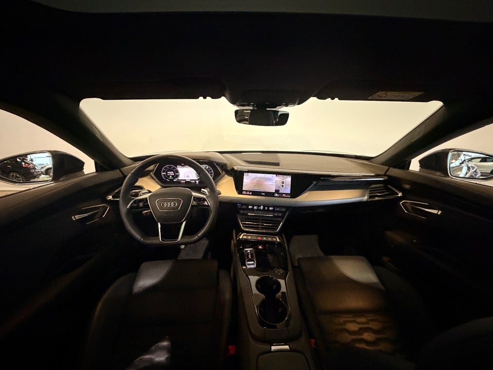 Audi e-tron GT quattro 4d