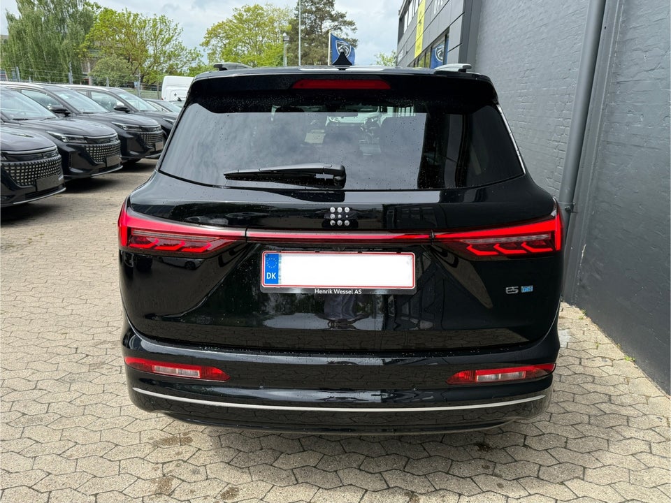 Navor E5 1,5 PHEV Rock 5d