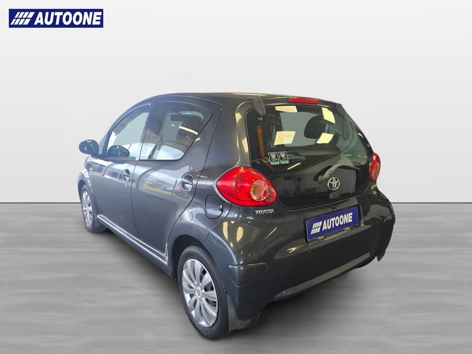 Toyota Aygo 1,0 Plus 5d