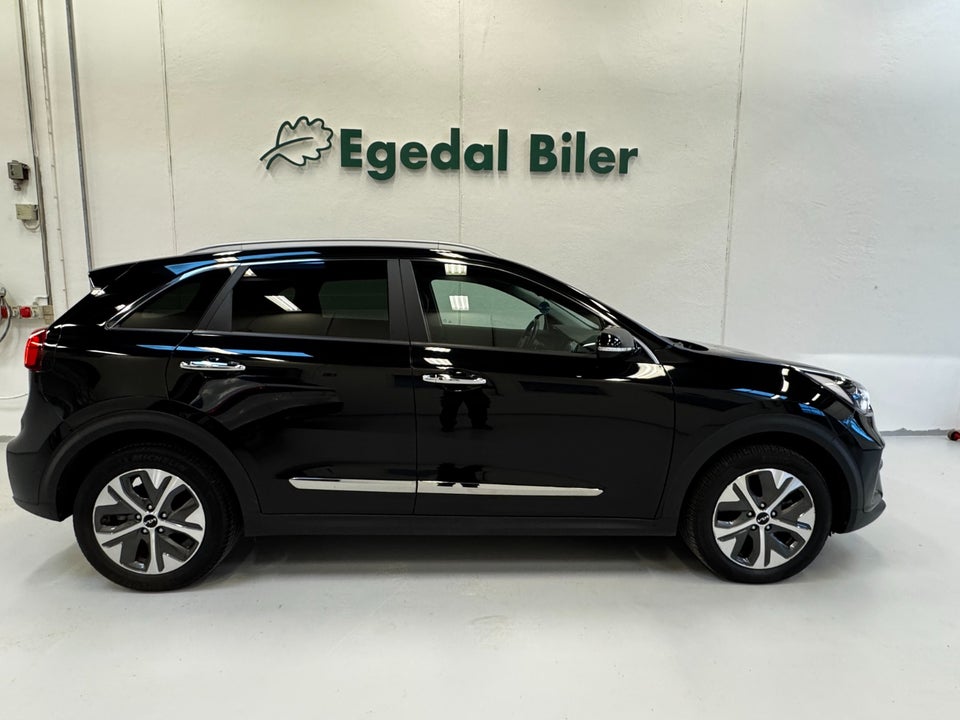 Kia Niro 64 EV Prestige 5d
