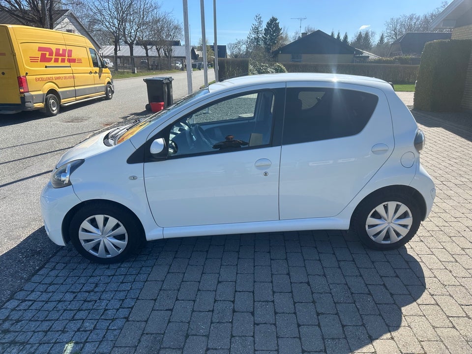 Toyota Aygo 1,0 VVT-i T1 5d