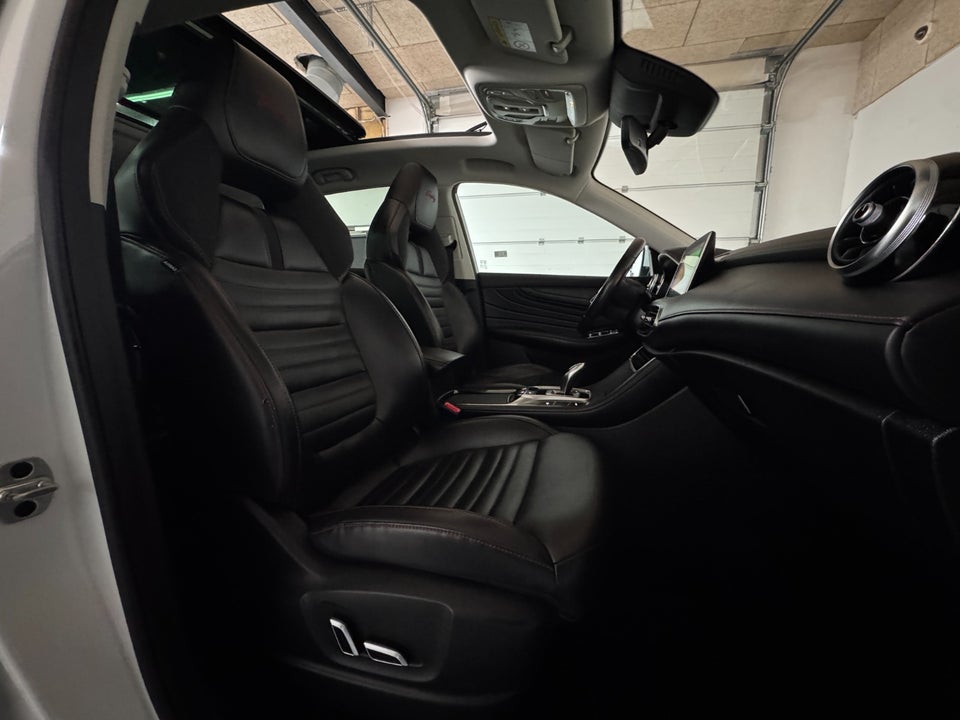 MG EHS 1,5 PHEV Luxury 5d