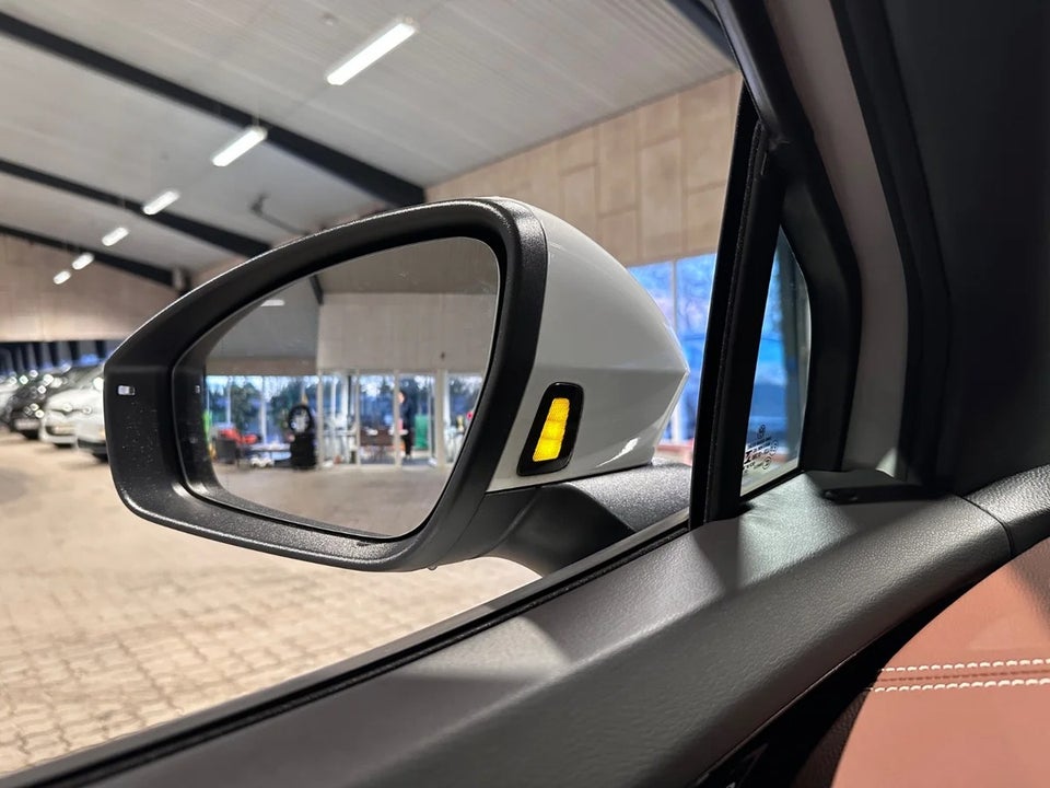 VW ID.4 77 Pro Performance Tech 5d